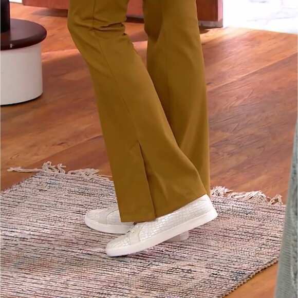 Women With Control Tummy Control St Tropez Twill Bootcut Pants 18W Honey A553814 - Picture 4 of 13